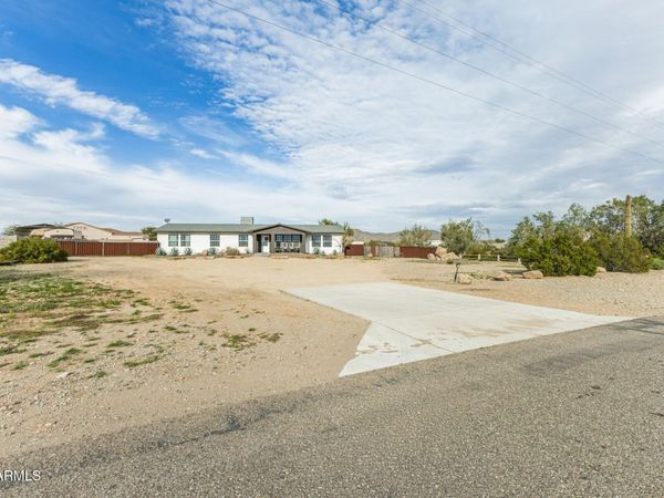 16732 W White Wing Road, Surprise, AZ 85387