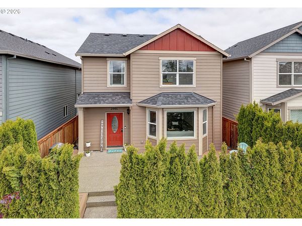 2991 25TH AVE, Forest Grove, OR 97116
