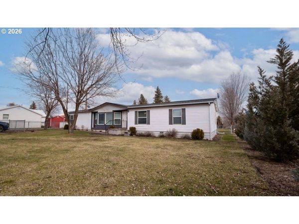 155 S 20TH AVE, Elgin, OR 97827