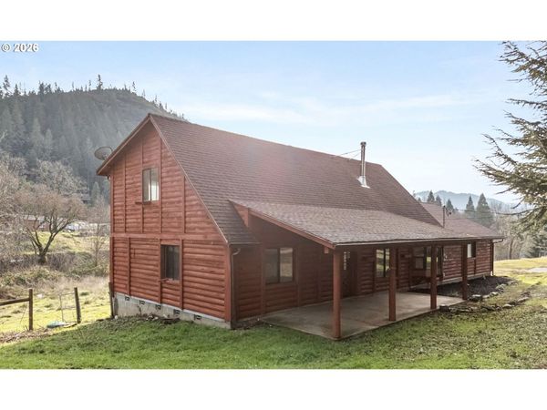1514 BURBRIDGE DR, Rogue River, OR 97537