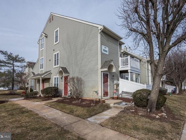 1004 B YARMOUTH LA, MOUNT LAUREL, NJ 08054