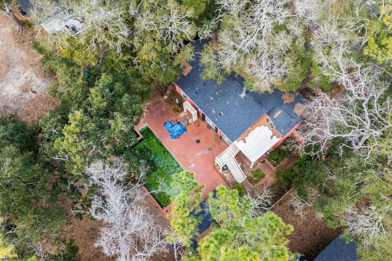 209 82nd Ave. N Photo 11