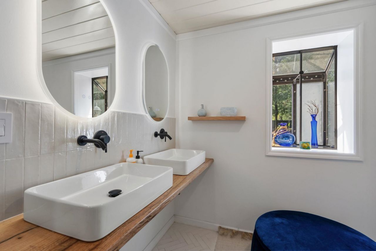 209 82nd Ave. N Photo 19