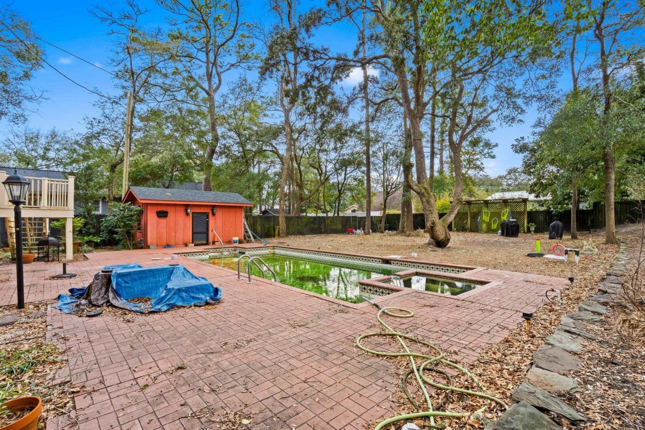 209 82nd Ave. N Photo 31