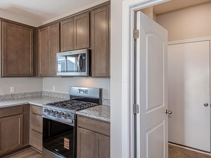 326 Honeysuckle Street, Unit Lot 330, South Bloomfield, OH 43103 Photo 7