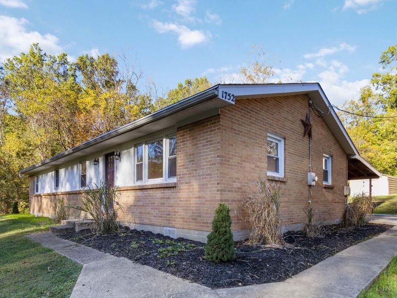 1752 E Boat Run Road, Monroe Township, OH 45157 Photo 3