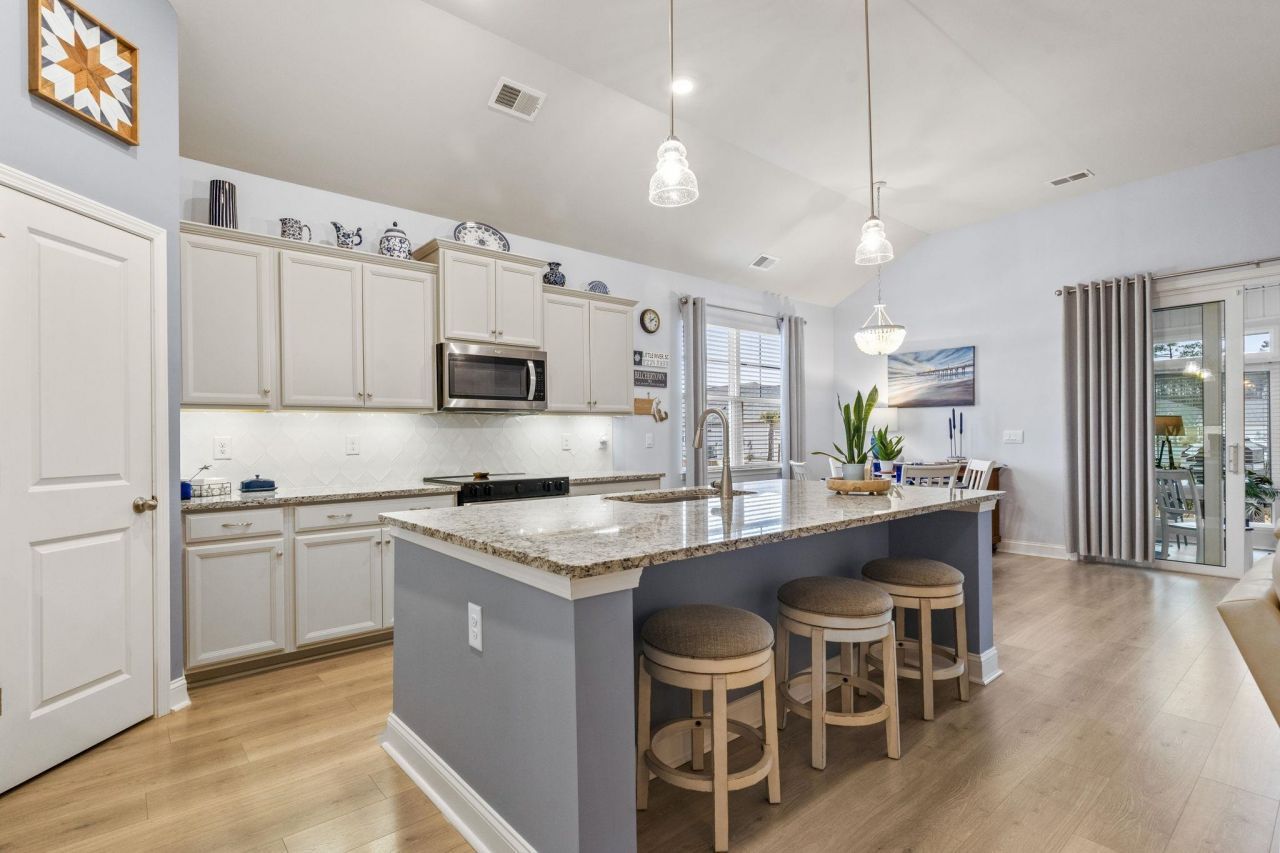 3111 Sutherland Dr. Photo 14