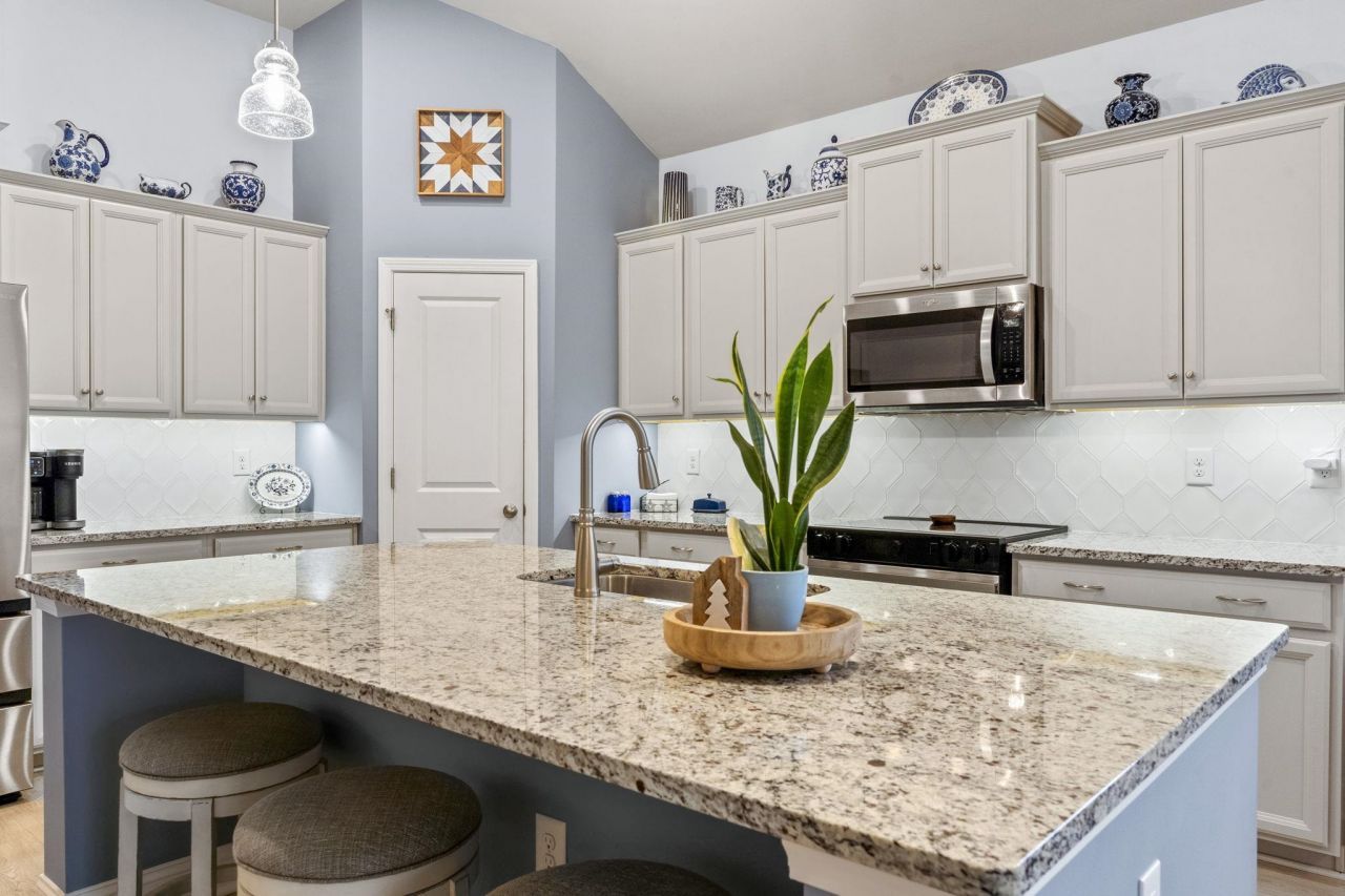 3111 Sutherland Dr. Photo 16