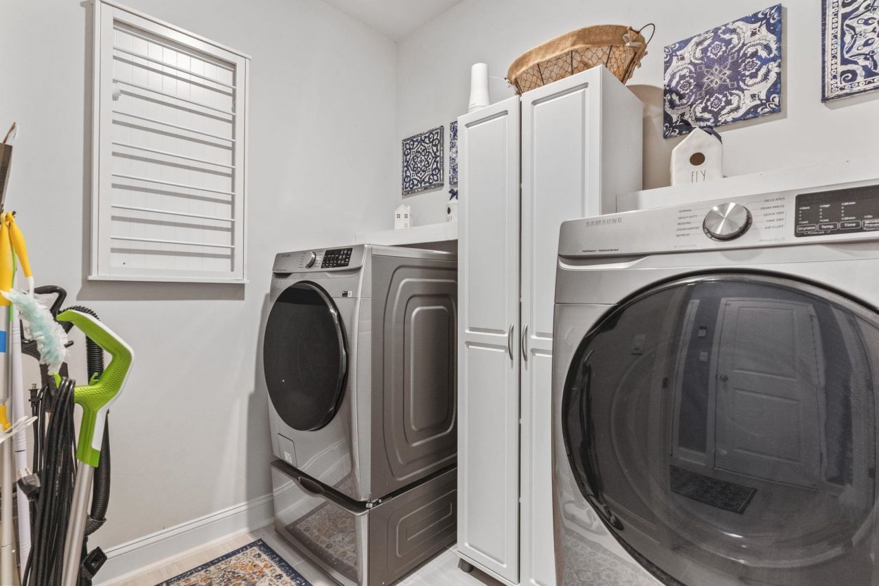 3111 Sutherland Dr. Photo 39