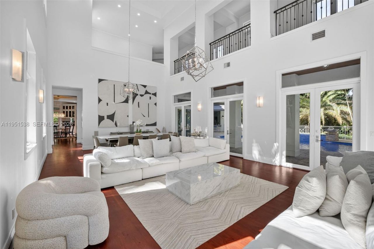 101 Holly Ln, Plantation, FL 33317 Photo