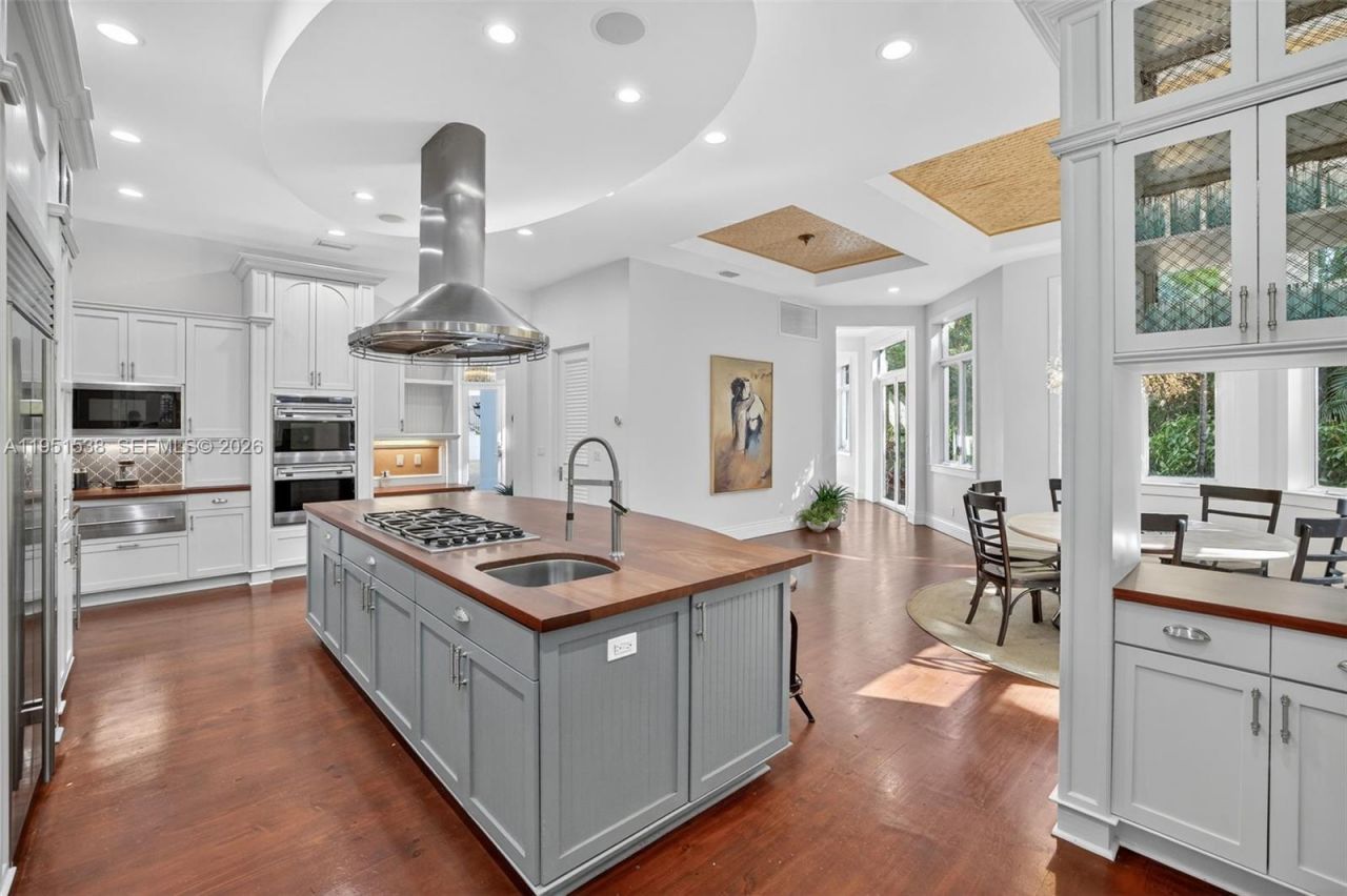 101 Holly Ln, Plantation, FL 33317 Photo