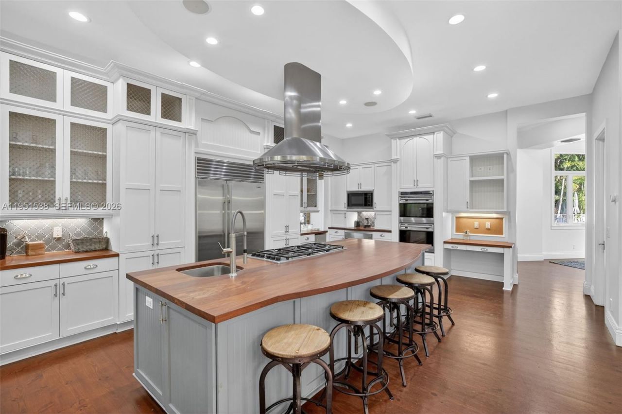 101 Holly Ln, Plantation, FL 33317 Photo