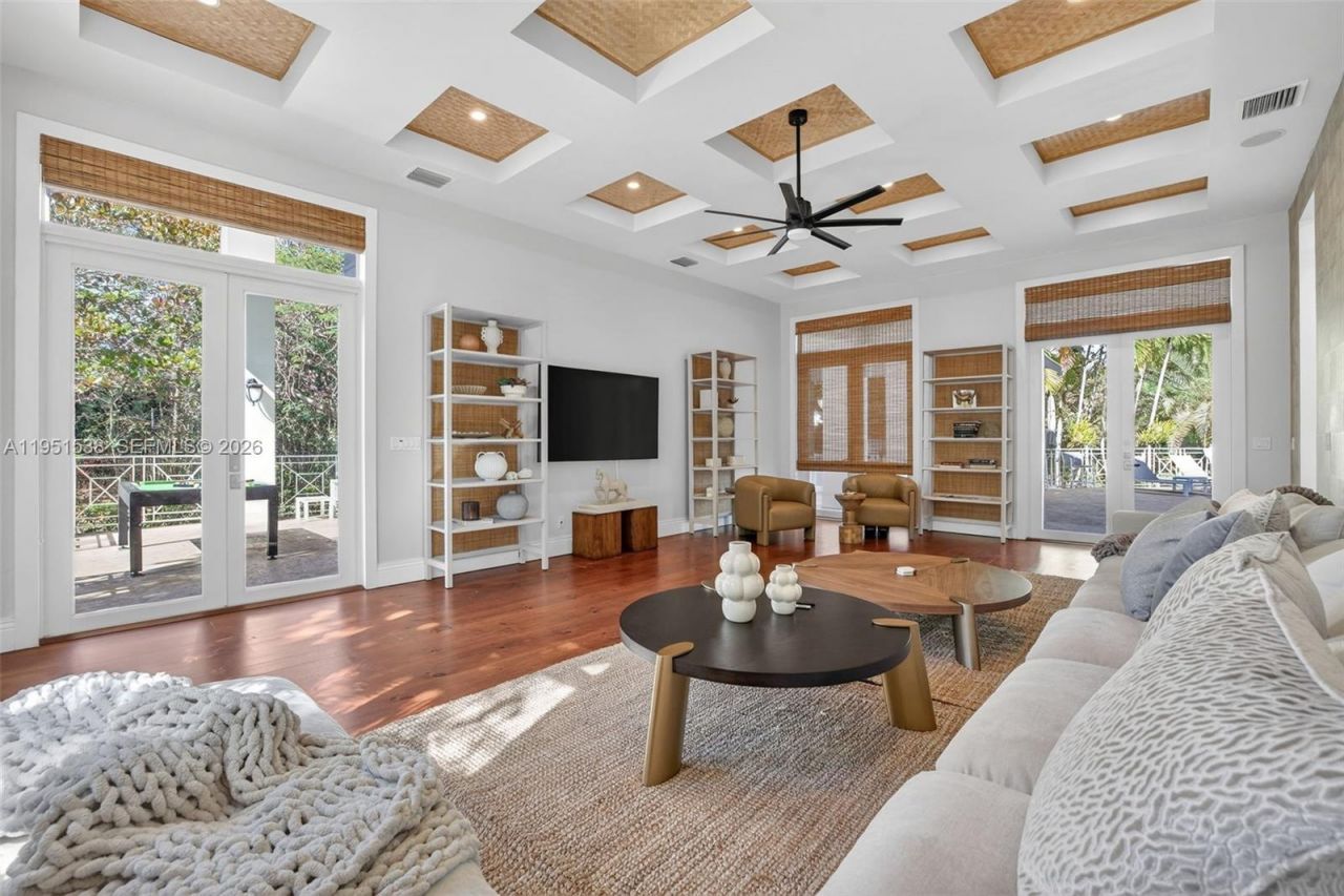 101 Holly Ln, Plantation, FL 33317 Photo