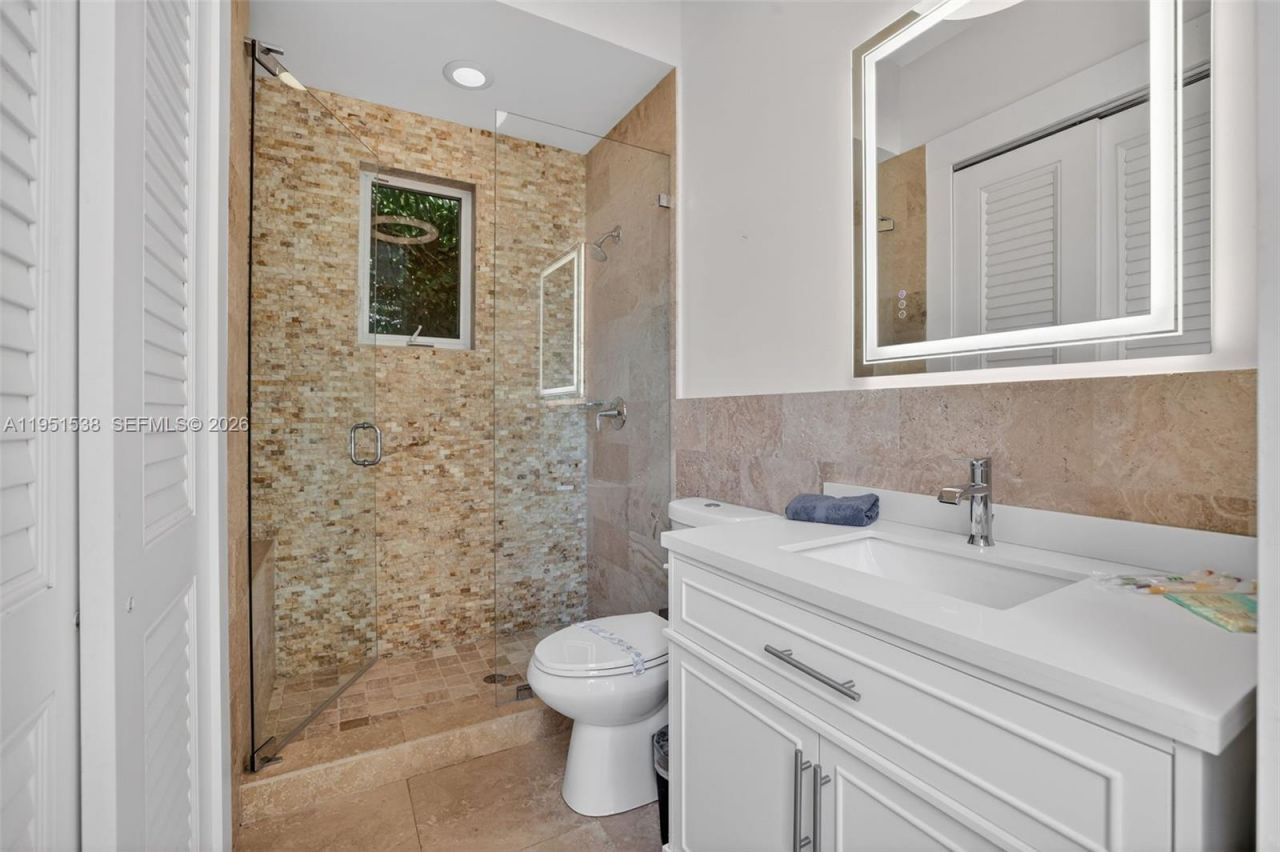 101 Holly Ln, Plantation, FL 33317 Photo