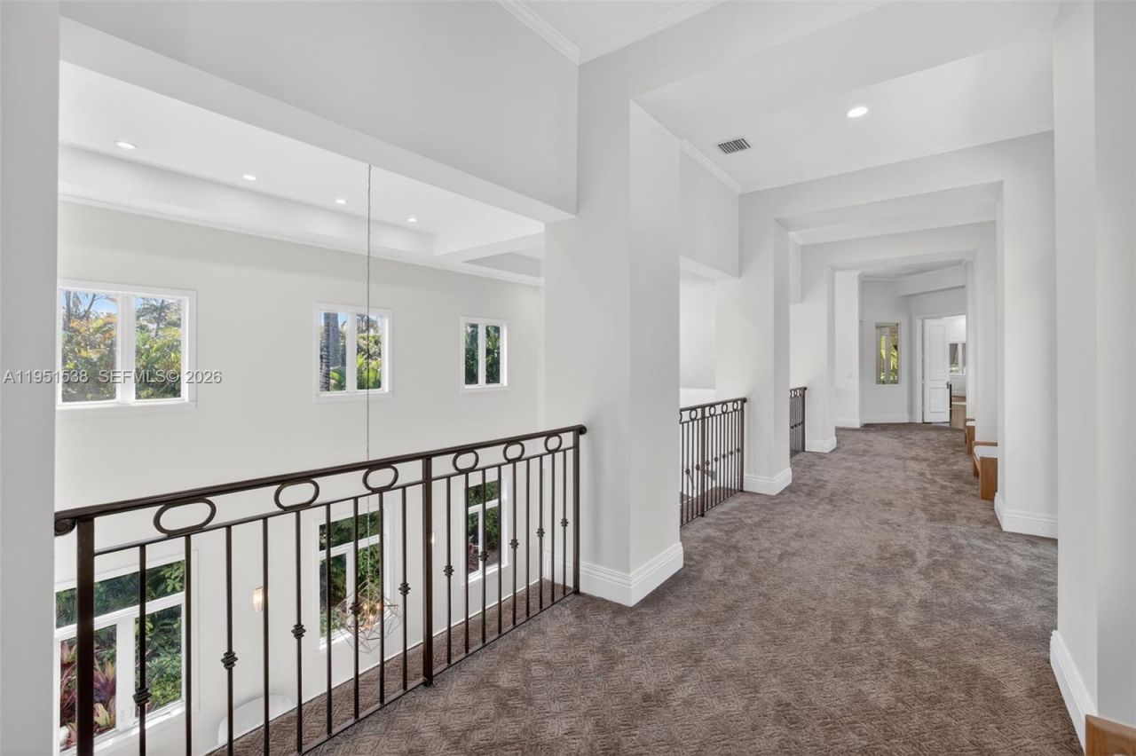 101 Holly Ln, Plantation, FL 33317 Photo