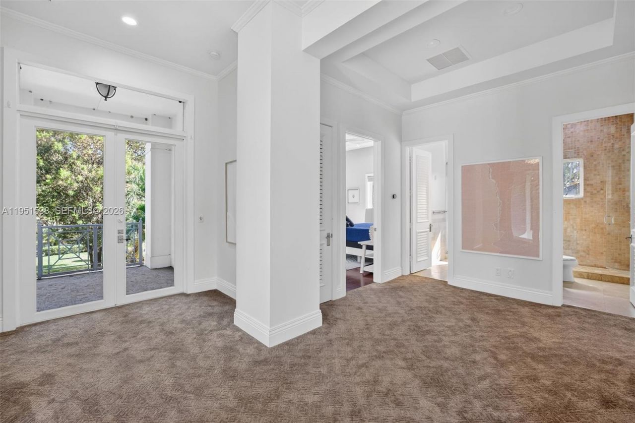 101 Holly Ln, Plantation, FL 33317 Photo