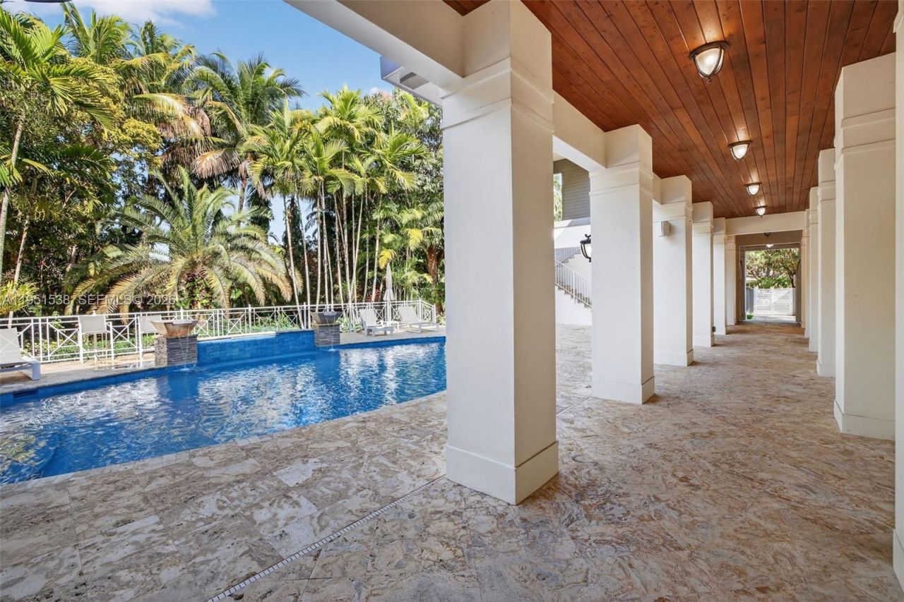 101 Holly Ln, Plantation, FL 33317 Photo