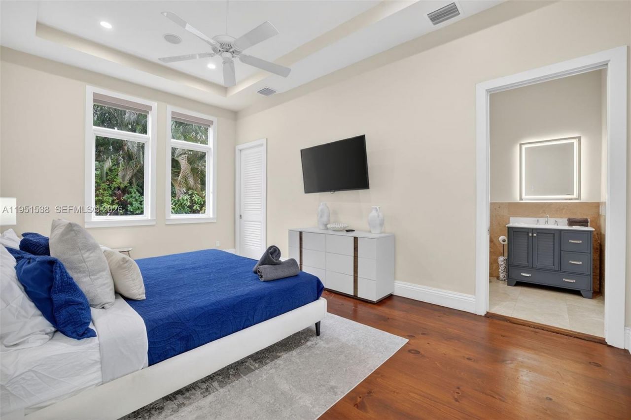 101 Holly Ln, Plantation, FL 33317 Photo