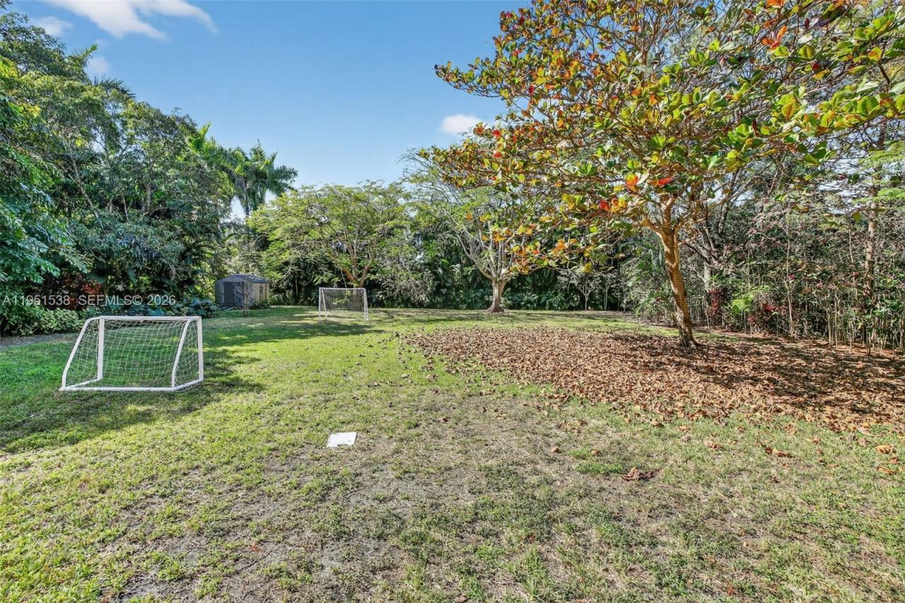 101 Holly Ln, Plantation, FL 33317 Photo