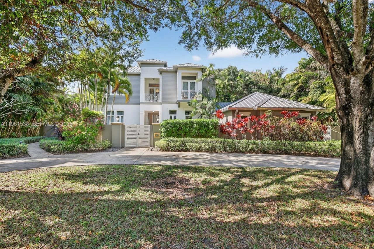 101 Holly Ln, Plantation, FL 33317 Photo