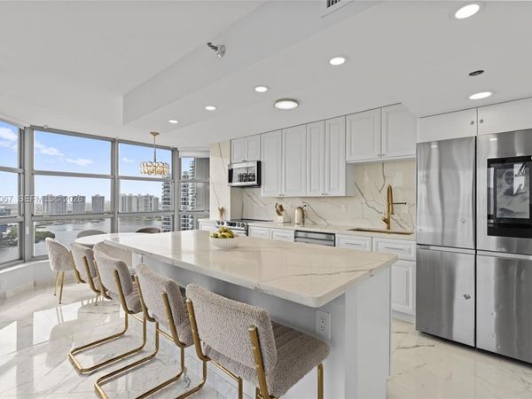 3500 Mystic Pointe Dr , Unit 2908, Aventura, FL 33180