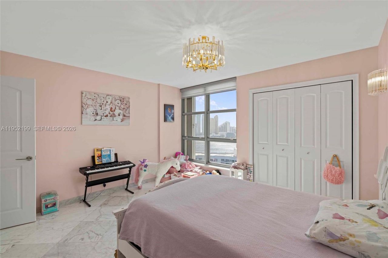 3500 Mystic Pointe Dr, Unit 2908, Aventura, FL 33180 Photo