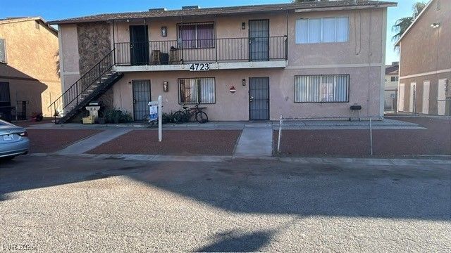 4723 Thunderbolt Avenue , Las Vegas, NV 89115