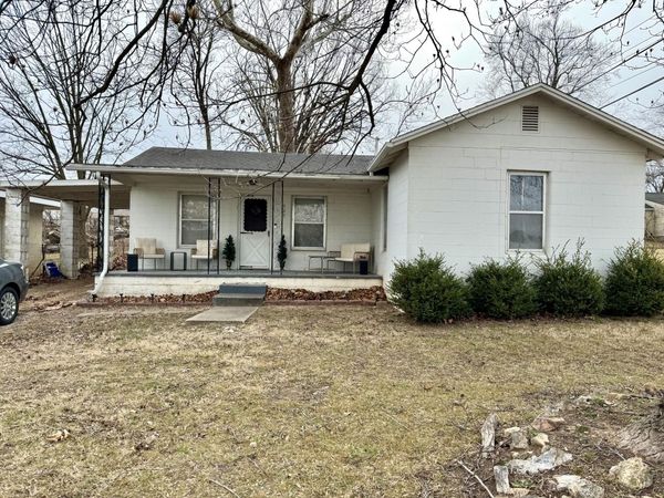 527 Morrow Street, Neosho, MO 64850