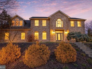 1014 S WATERFORD WAY, MECHANICSBURG, PA 17050