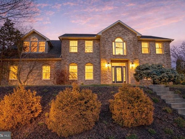 1014 S WATERFORD WAY, MECHANICSBURG, PA 17050