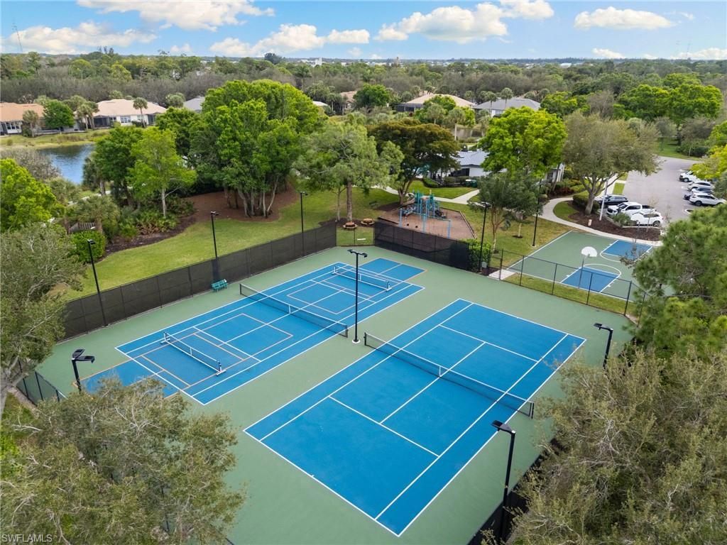 6737 Autumn Woods Blvd, Naples, FL 34109 Photo