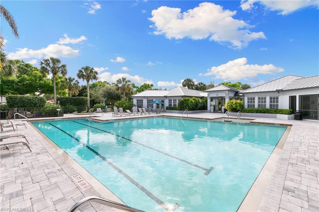 6737 Autumn Woods Blvd, Naples, FL 34109 Photo