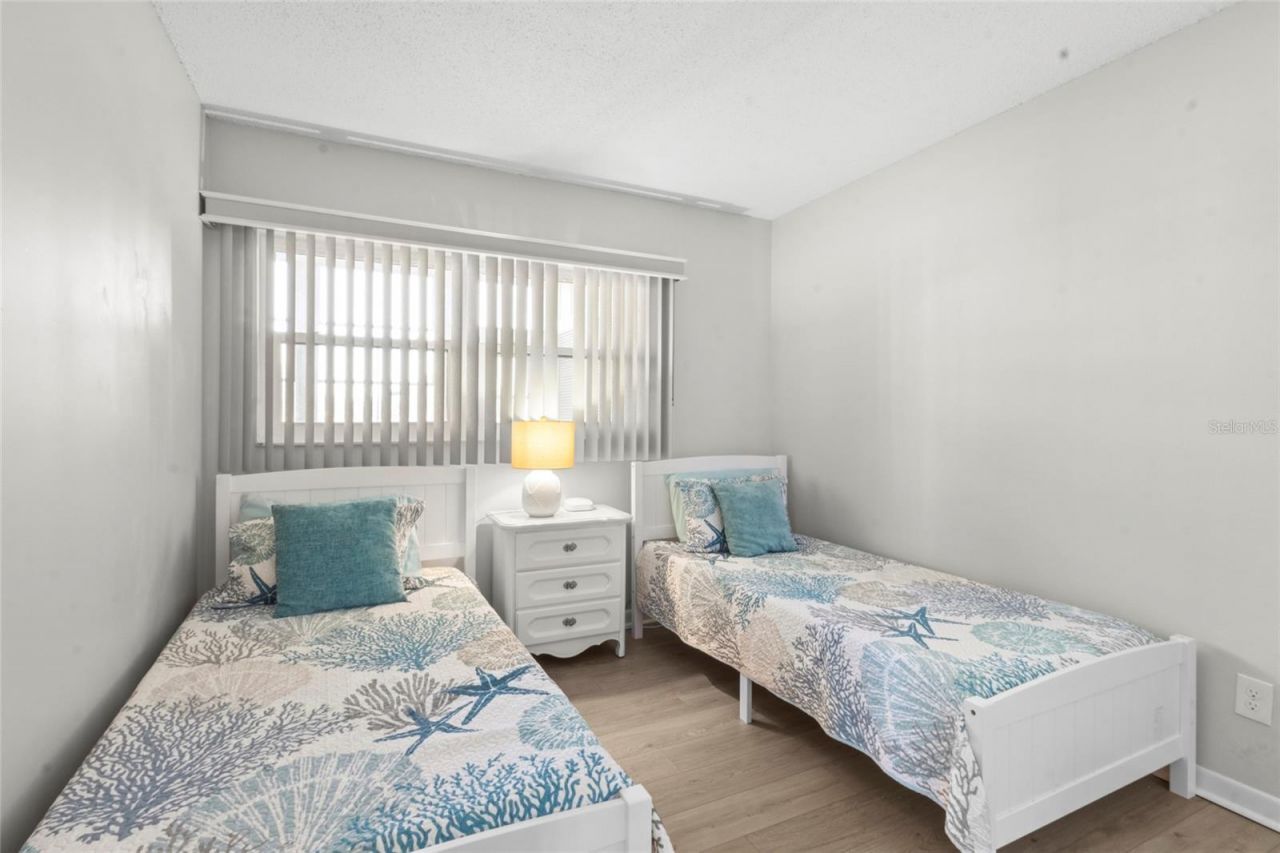 7193 W Country Club Drive N, Unit 140, Sarasota, FL 34243 Photo