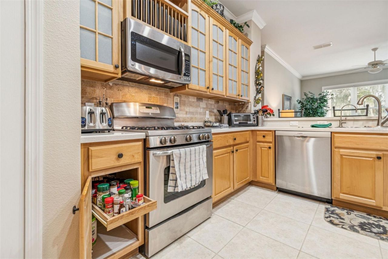 305 Rock Springs Drive, Kissimmee, FL 34759 Photo