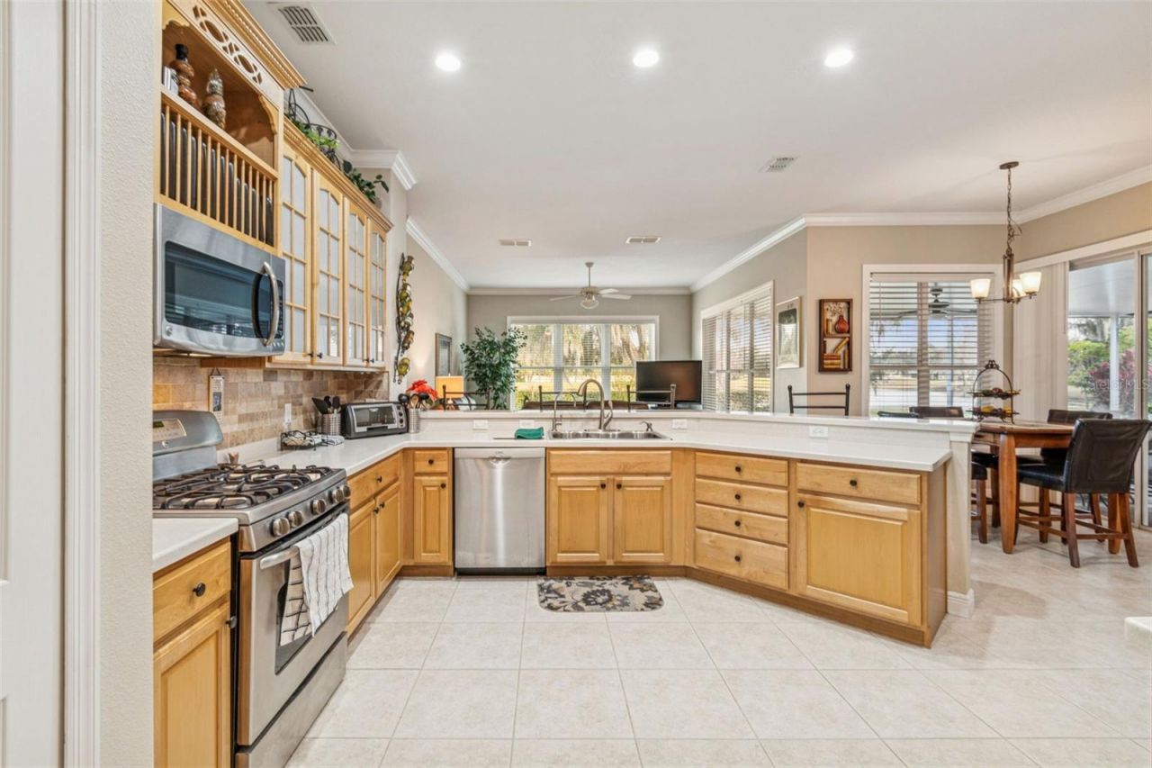 305 Rock Springs Drive, Kissimmee, FL 34759 Photo