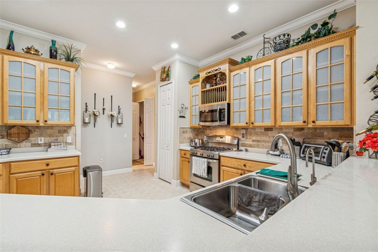 305 Rock Springs Drive, Kissimmee, FL 34759 Photo