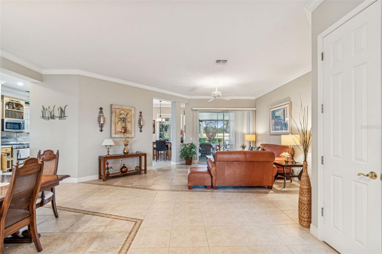305 Rock Springs Drive, Kissimmee, FL 34759 Photo