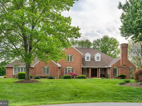18903 MANCHESTER DRIVE, HAGERSTOWN, MD 21742
