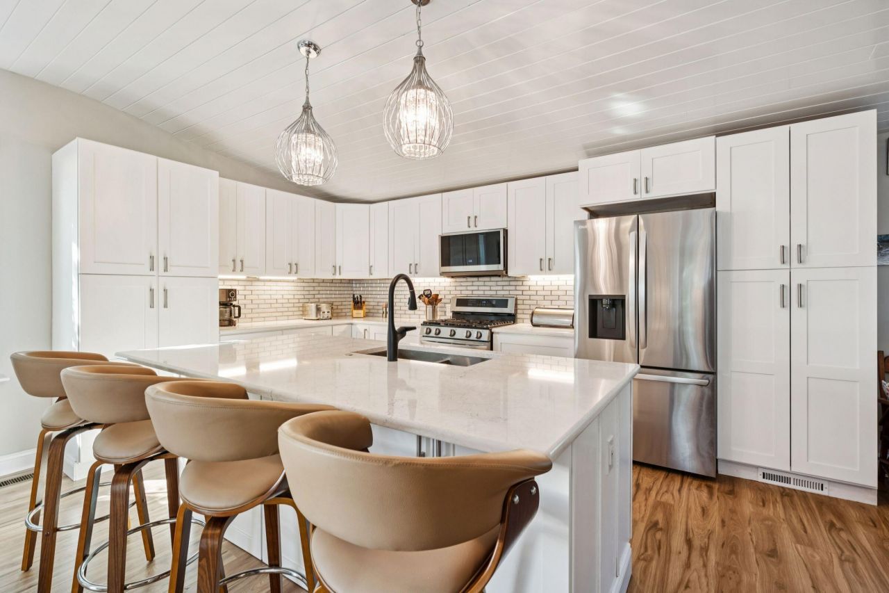 608 E Ashley Avenue Photo 18