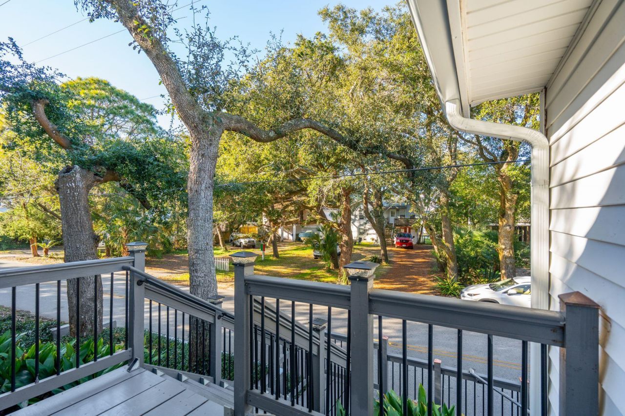 608 E Ashley Avenue Photo 57