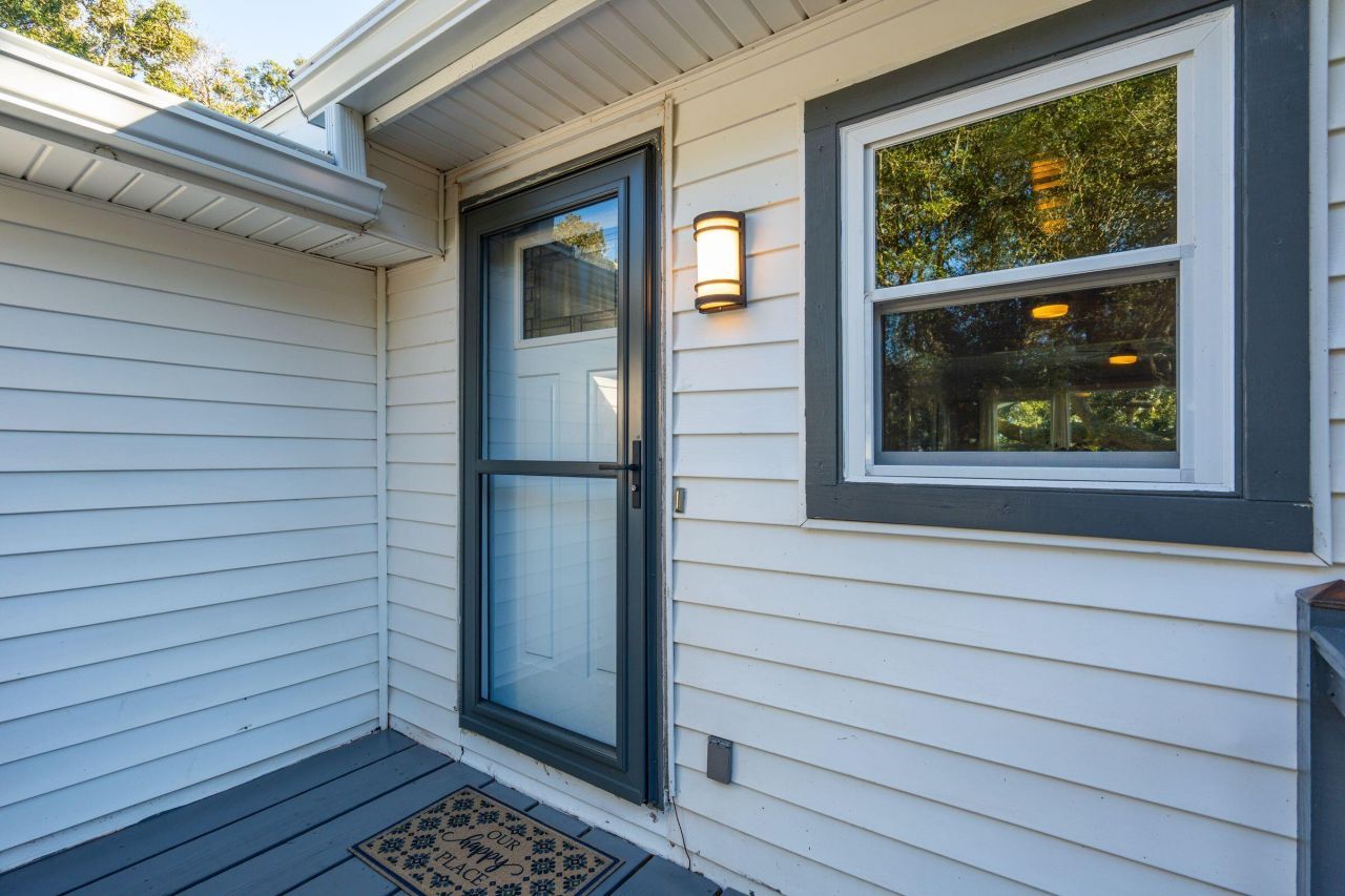 608 E Ashley Avenue Photo 8