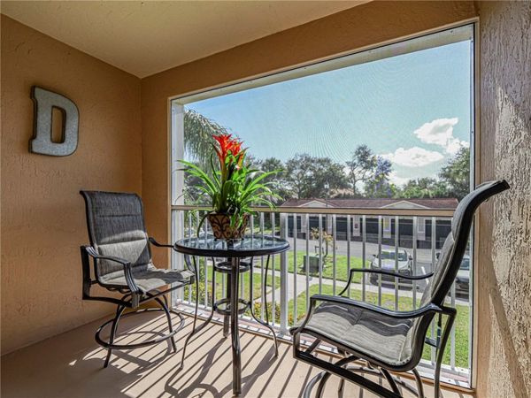 1570 S 42nd Circle, Unit 203, Vero Beach, FL 32967