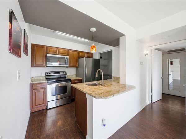 2925 Winkler AVE, Unit 920, FORT MYERS, FL 33916