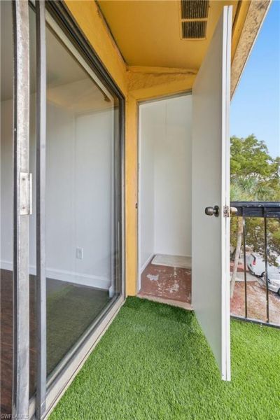 2925 Winkler Ave, Unit 920, Fort Myers, FL 33916 Photo