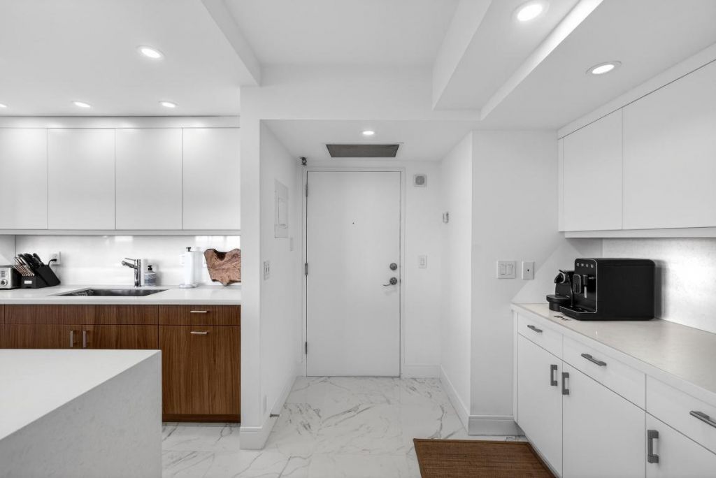 5440 N Ocean Drive, Unit Ph-206, Singer Island, FL 33404 Photo