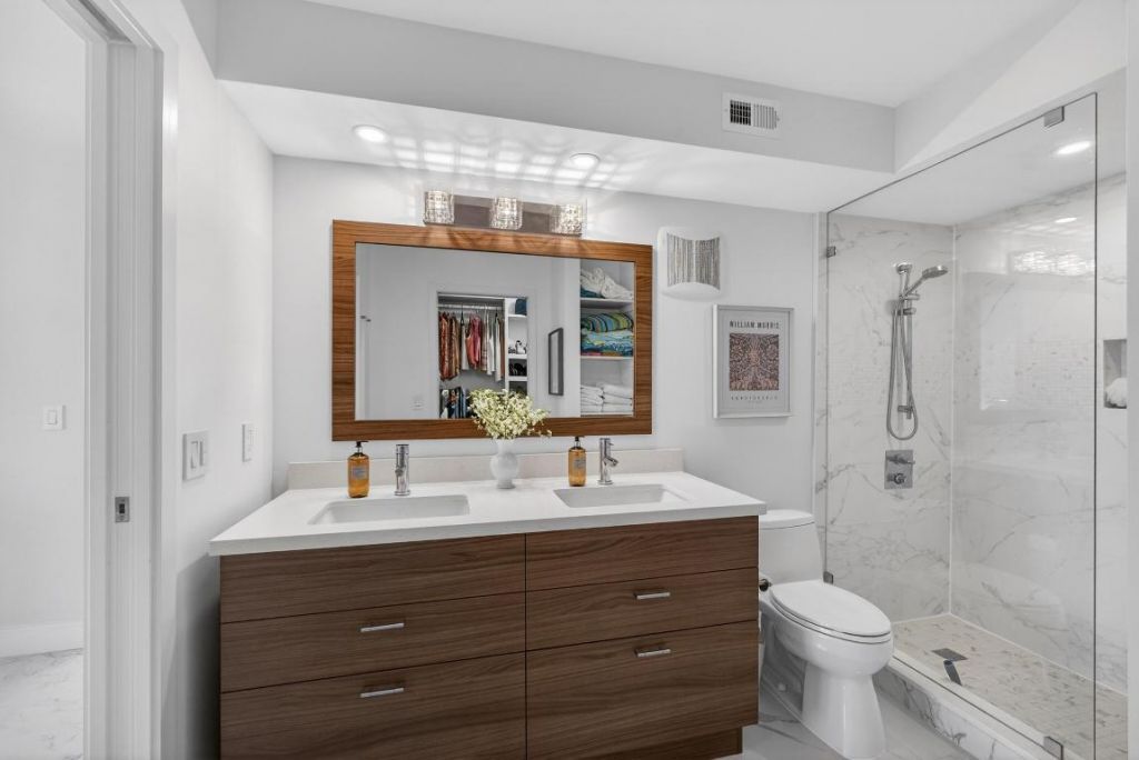 5440 N Ocean Drive, Unit Ph-206, Singer Island, FL 33404 Photo