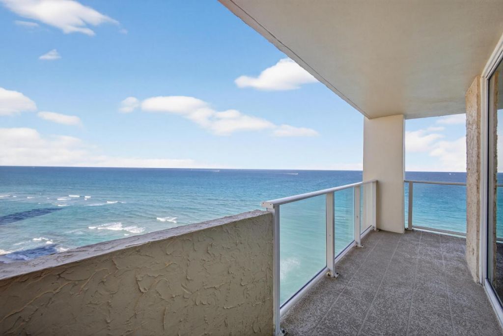 5440 N Ocean Drive, Unit Ph-206, Singer Island, FL 33404 Photo
