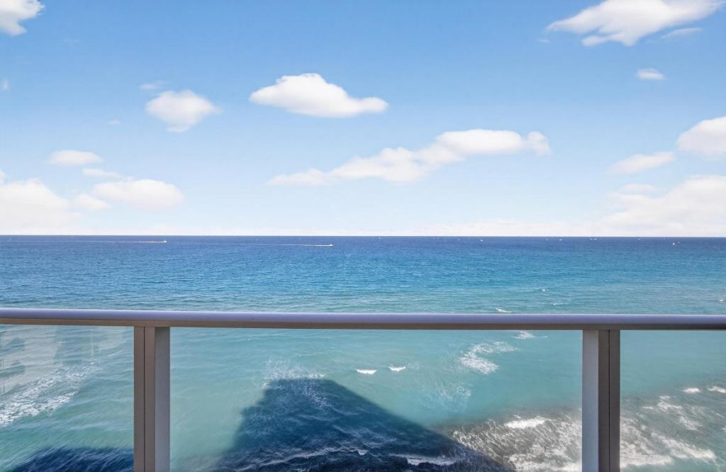 5440 N Ocean Drive, Unit Ph-206, Singer Island, FL 33404 Photo