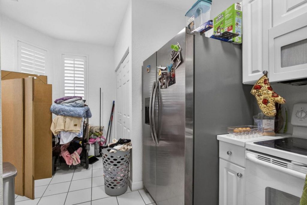 4147 Napoli Lake Drive, Riviera Beach, FL 33410 Photo