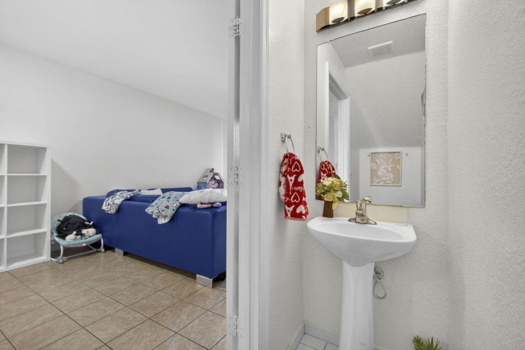 4147 Napoli Lake Drive, Riviera Beach, FL 33410 Photo